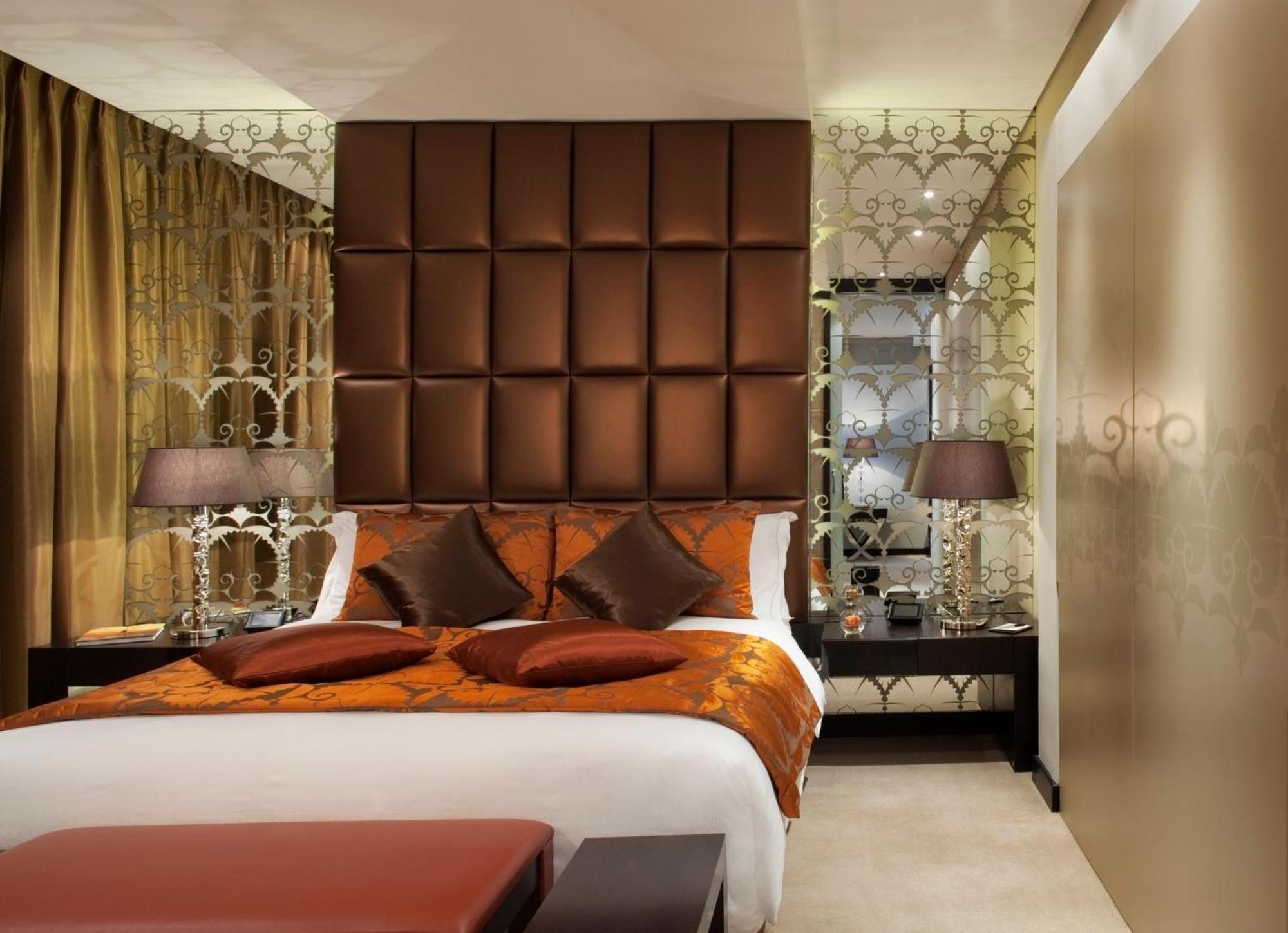 Mandarin Oriental Al Faisaliah, Рияд Екстериор снимка A bedroom at the Mandarin Oriental, Dubai